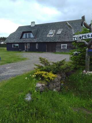 Фото Гостевой дом Tiiupesa Guest House г. Hellamaa